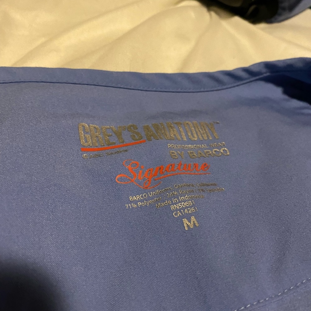 Scrub jacket - Picture 2 of 2